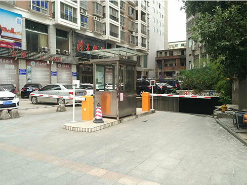 湘江明珠車牌識別系統
